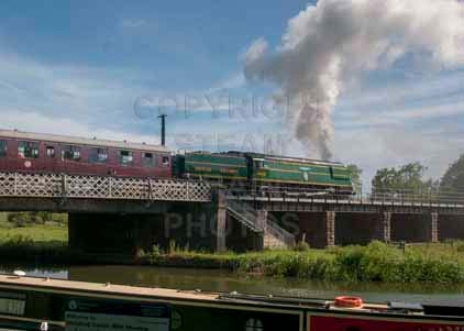 Purchase photo of 34081 92 SQUADRON at Nene Valley Railway